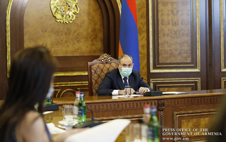 «Մեր խնդիրը գյուղական համայնքներում միջավայրը ժամանակակից դարձնելն է». վարչապետի մոտ քննարկվել են գյուղական ճանապարհների կառուցման հարցերը