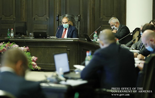 Discussion des travaux sur la stimulation des programmes d'investissement