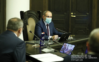 "Les événements de juillet ont prouvé qu'il est impossible de parler à l'Arménie dans la langue de la force et des menaces "- Le Premier ministre reçoit la délégation de l'Assemblée nationale d'Artsakh