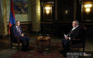 "L'Artsakh c’est l'Artsakh avec les gens qui y vivent." Interview du Premier ministre à la télévision publique