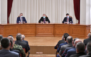 «Nous devons examiner ce qui s'est passé et arriver à la bonne conclusion» - Le Premier ministre a présenté le nouveau Directeur du Service de la Sécurité Nationale