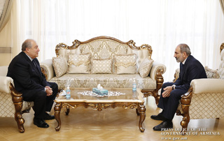 PM Nikol Pashinyan meets with RA President Armen Sarkissian