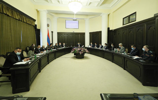 Под председательством премьер-министра состоялось заседание Совета по реформам полиции