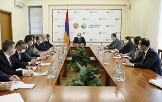 «Բնական պաշարների օգտագործումը պետք է լինի խելամիտ». վարչապետը ծանոթացել է Շրջակա միջավայրի նախարարության ծրագրերին