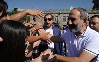 Prime Minister’s Syunik tour kicks off: Nikol Pashinyan meets with residents and community leaders in Sisian and Goris