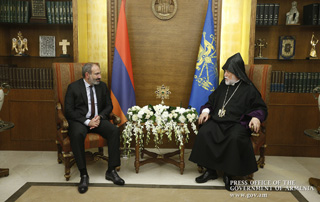 Catholicos of the Great House of Cilicia, His Holiness Aram I sends congratulatory message to RA Prime Minister on the occasion of Easter