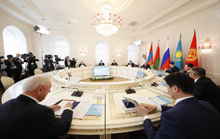 Никол Пашинян принял участие в очередном заседании Евразийского межправительственного совета в узком составе