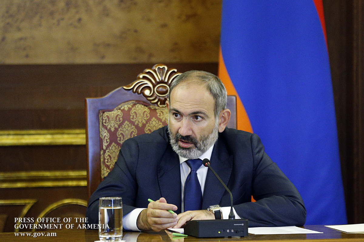 АРМЕНИЯ: Премьер Армении: Зарплата учителей повысилась, процесс будет непрерывным