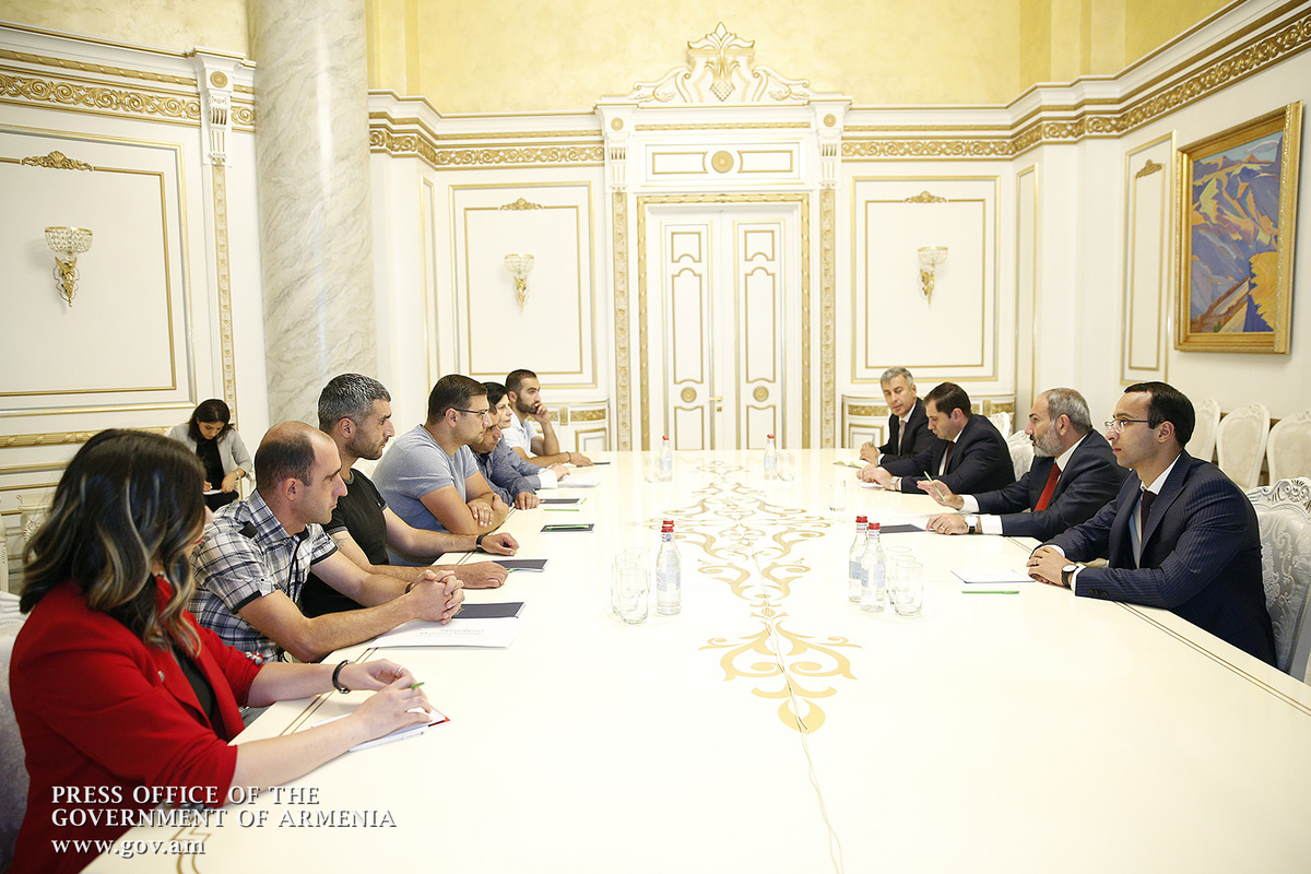 АРМЕНИЯ: Премьер Армении сначала встретился с жителями Джермука по вопросу Амулсара, затем – с президентом компании «Lydian»