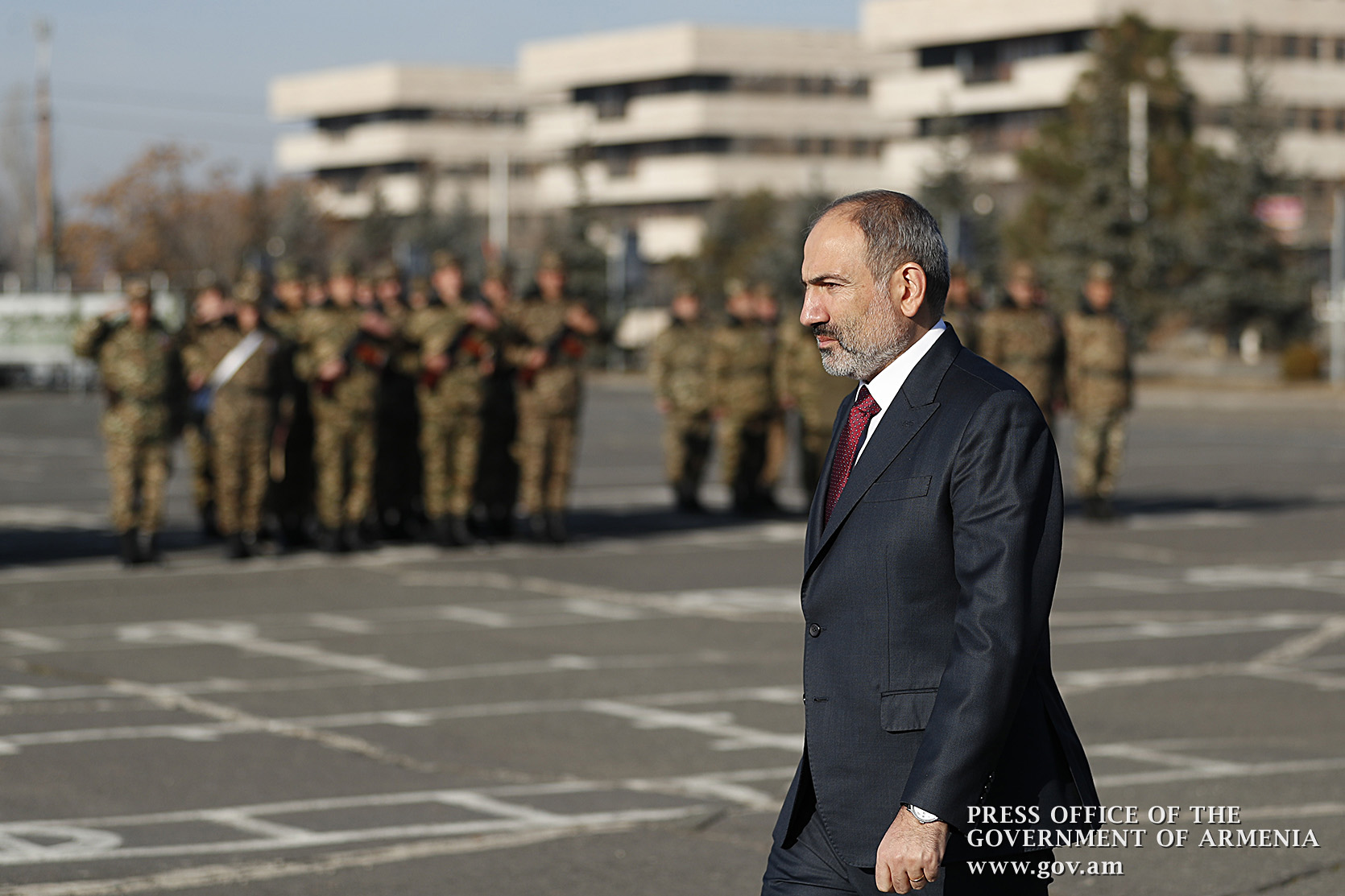 Անցնում ենք պրոֆեսիոնալ բանակ ստեղծելուն,զինծառայողը պիտի չունենա հացի խնդիր,պայմանագրային զինծառայողների աշխատավարձը կկրկնապատկվի, եթե անցնեն ատեստավորում