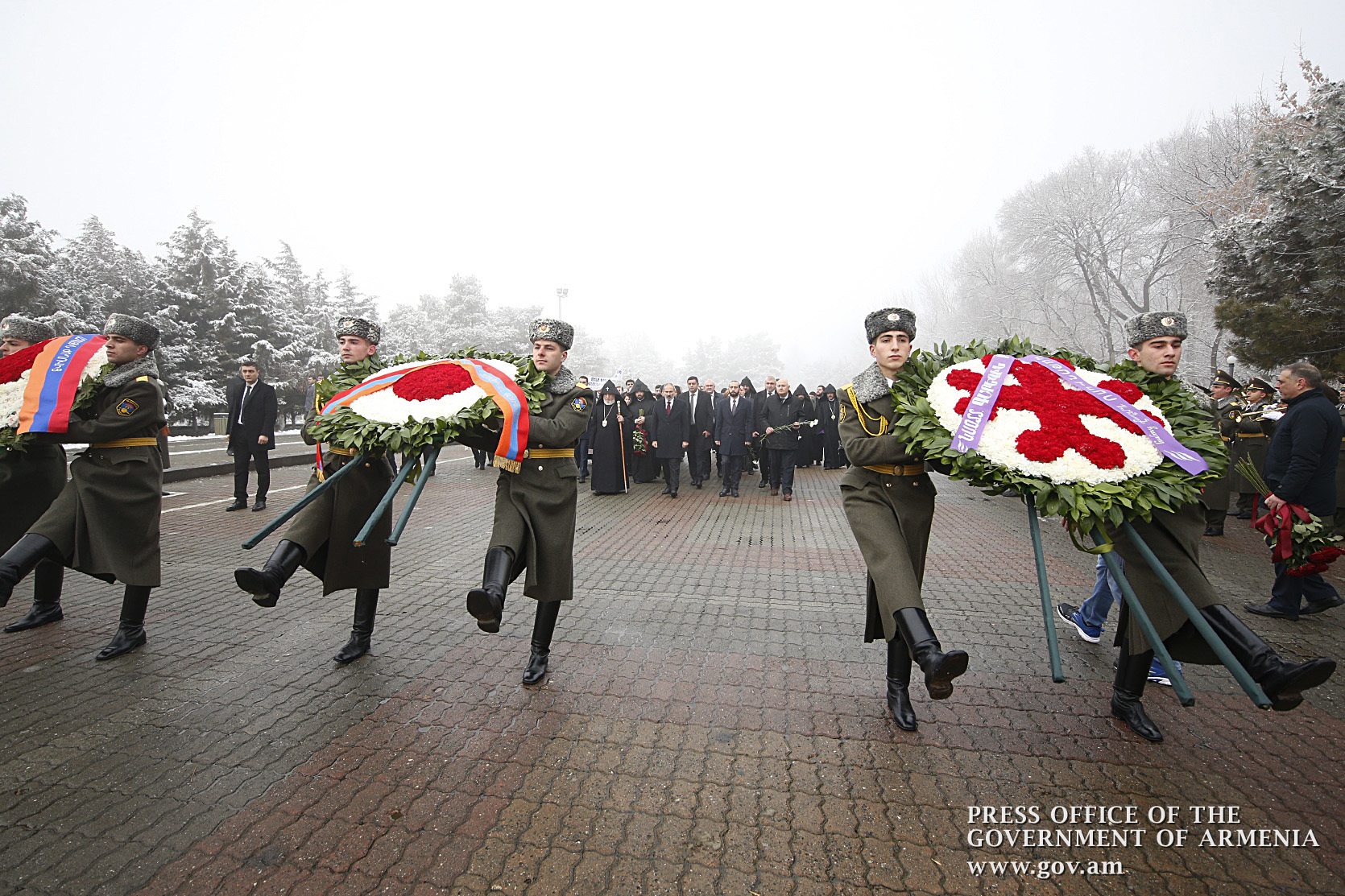 19285_b.jpg (1670×1113)