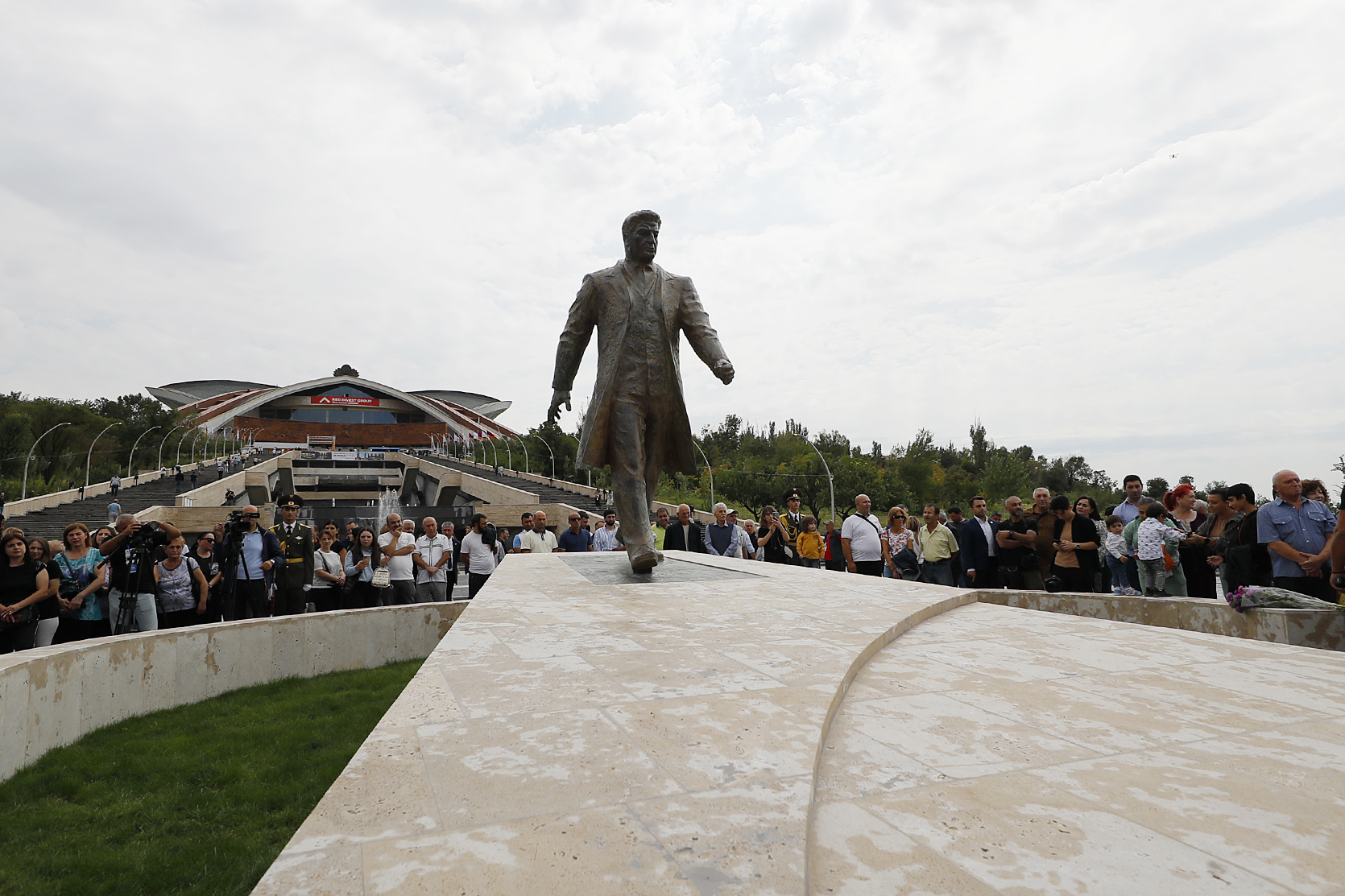A bronze statue of Karen Demirchyan unveiled in front of the Sports and