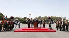 Поздравительное послание премьер-министра Никола Пашиняна по случаю 100-летних юбилеев Первой Республики Армения и Героических майских сражений