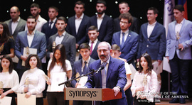 վարչապետը մասնակցել է «Սինոփսիս Արմենիա»-ի հիմնադրման 15-ամյակի միջոցառմանը և մրցանակներ հանձնել ՏՏ ոլորտում 2019 թ. լավագույն աշակերտներին և ուսանողներին