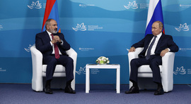 Во Владивостоке состоялась встреча Никола Пашиняна и Владимира Путина